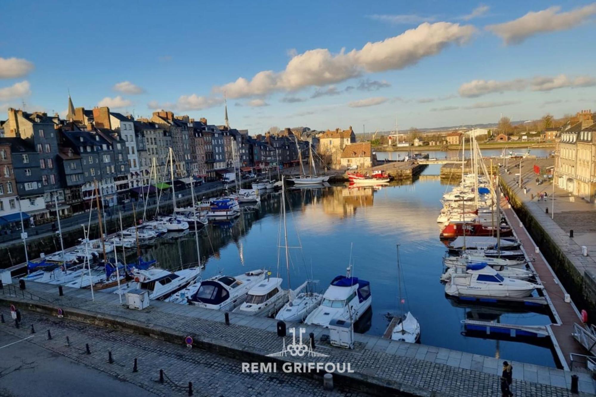 Appartamento Racing The Wind Breathtaking Port View 2 Pers Honfleur Esterno foto